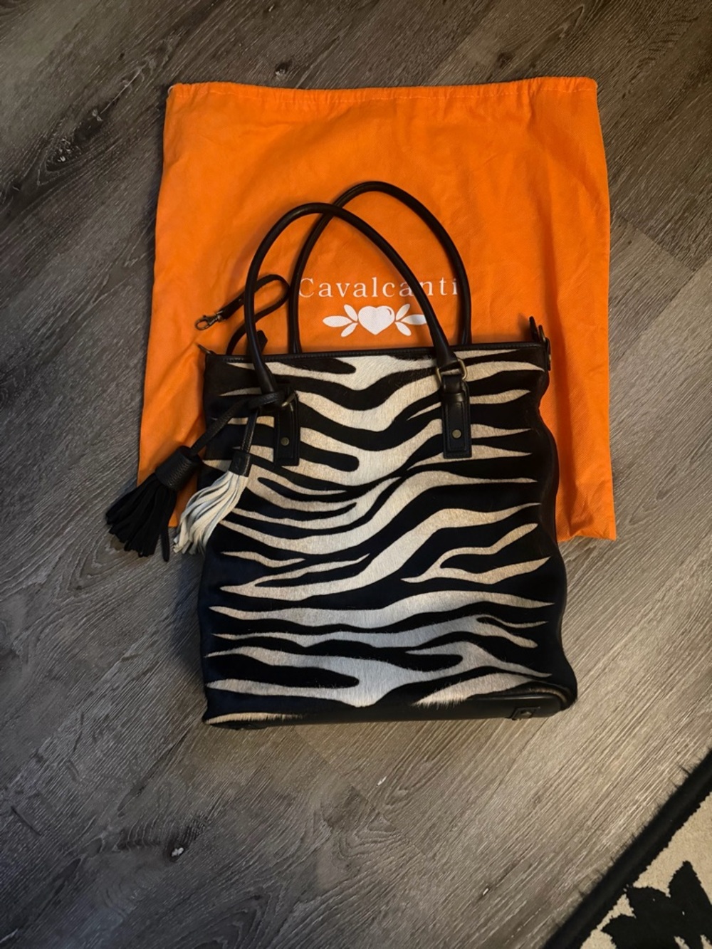 Zebra-Print Genuine animal hair/Leather Tote Bag with Tassel - Black & White